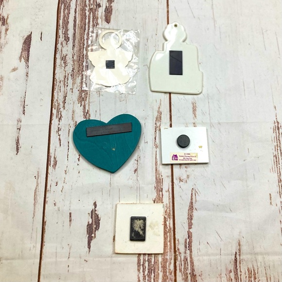 Vintage Refrigerator Magnets Miniature Bundle Of 4 - Picture 3 of 7